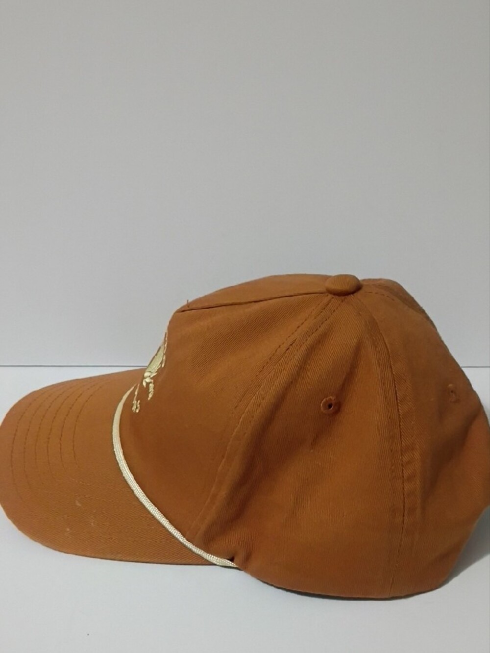 Rust Brown Cap with Gold Rope - Picture 3 of 4
